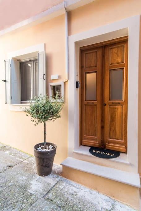 Studio Costele Luxurious Apt In The Heart Of Corfu Corfu  Εξωτερικό φωτογραφία